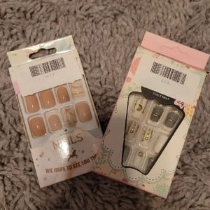 Press on nails